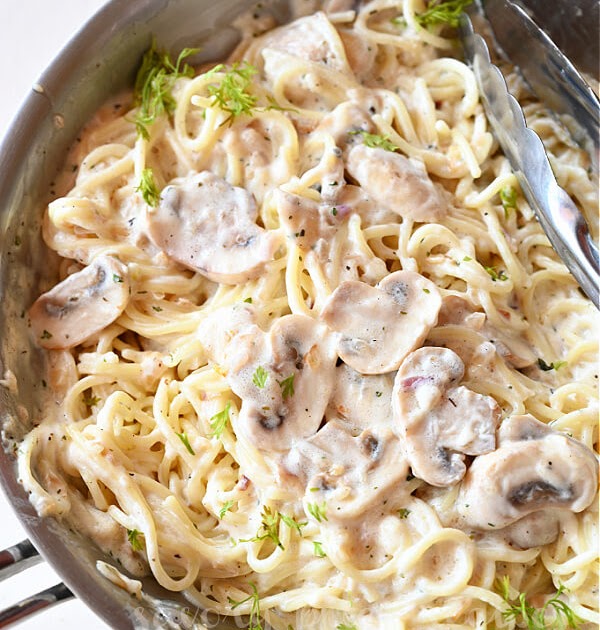 Creamy mushroom pasta discount sauce